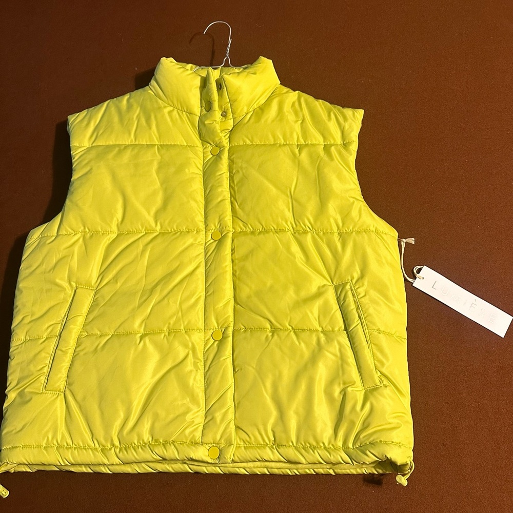 Women’s Lumiere Vest NWT